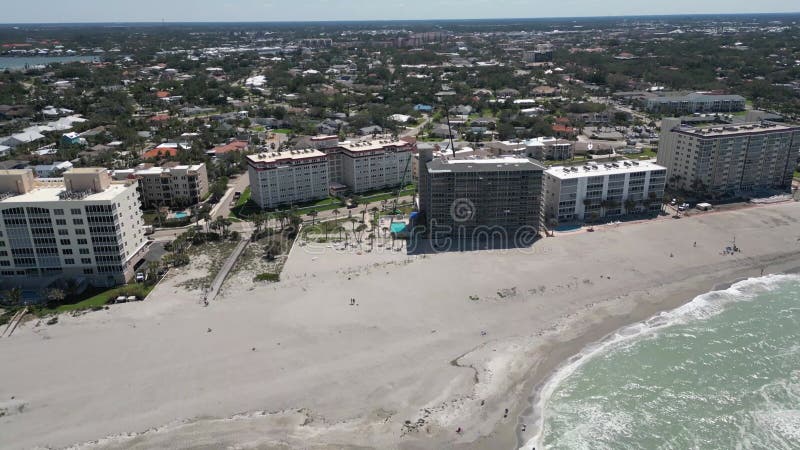 Images aériennes 4K de la plage à Venise en Floride clips vidéos
