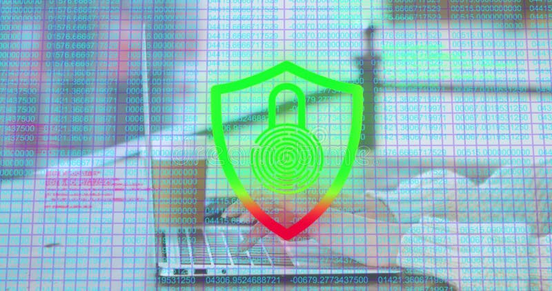 Immagine dell'elaborazione dati e lucchetto sulle mani con laptop fotografia stock libera da diritti
