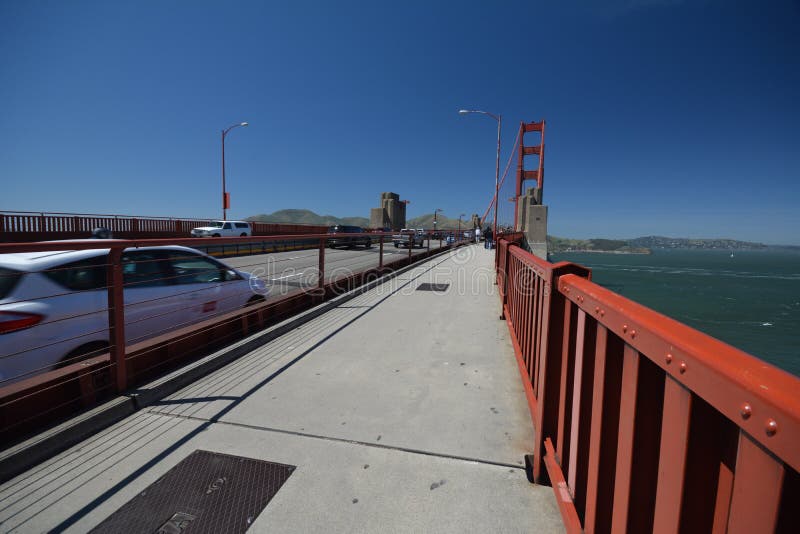 Impressions de golden gate bridge à San Francisco depuis le 2 mai 2017, la Californie Etats-Unis photographie stock libre de droits Impressions de golden gate bridge à San Francisco depuis le 2 mai 2017, la Californie Etats-Unis photographie stock libre de droits