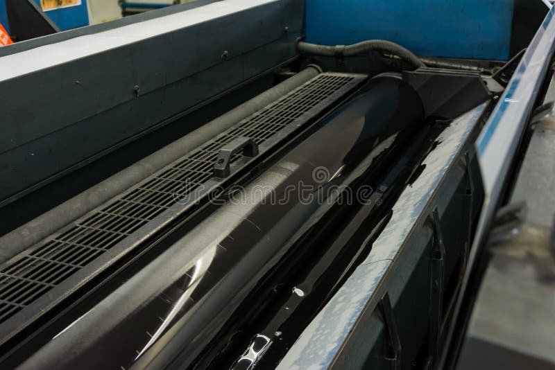 Imprimante excentrée Printing Industry Black Magen d'impression du cylindre CMYK illustration de vecteur Imprimante excentrée Printing Industry Black Magen d'impression du cylindre CMYK illustration de vecteur