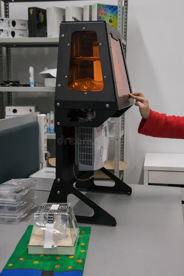 Imprimantă 3d în nano-laborator. Imprimantă 3d în laboratorul nanotehnologic. eșantion de utilizare