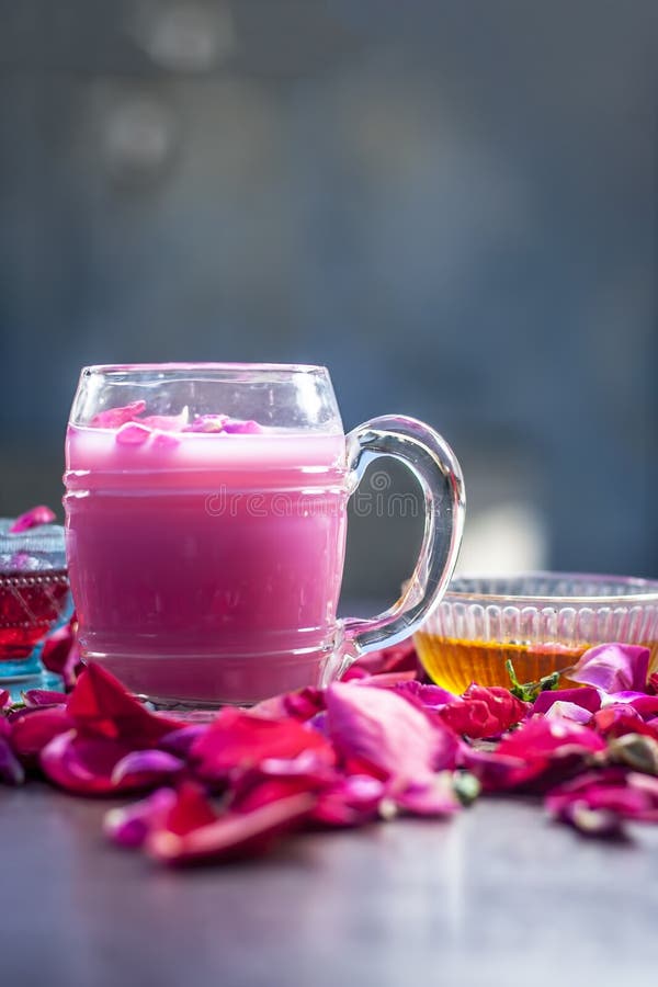 Famous Indian And Asian Summer And Ramadan Drink I E Gulab