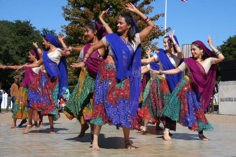 52 427 Folk Dance Photos Free Royalty Free Stock Photos From Dreamstime