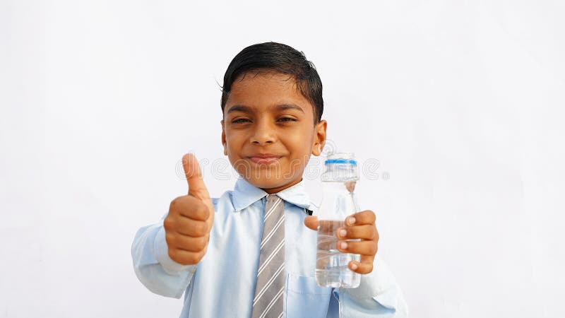 https://thumbs.dreamstime.com/b/indian-school-kids-drinking-water-side-view-studio-portrait-cute-child-drinks-white-reusable-bottle-asian-drink-against-291188817.jpg