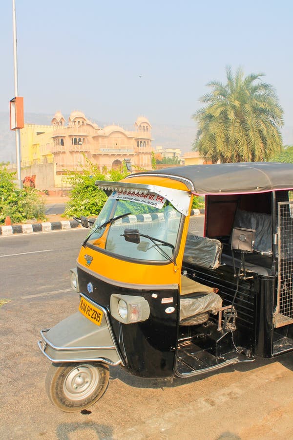 indian tourist taxi service