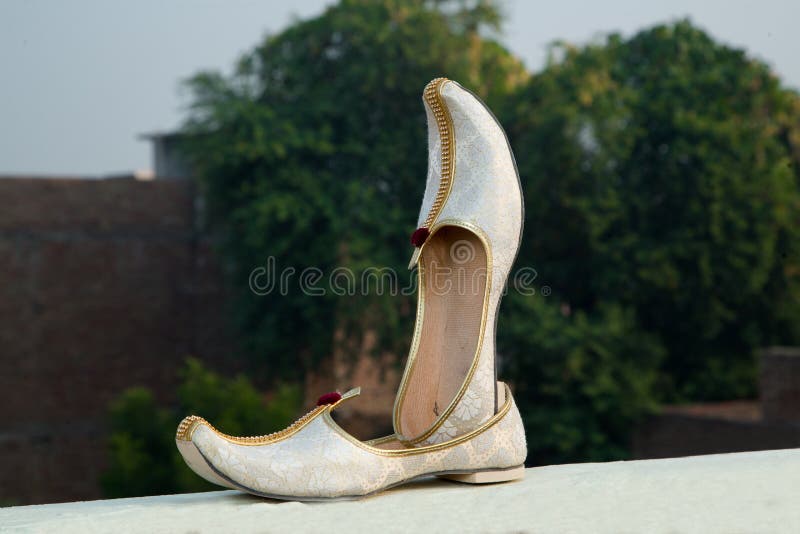 footwear for indian wedding
