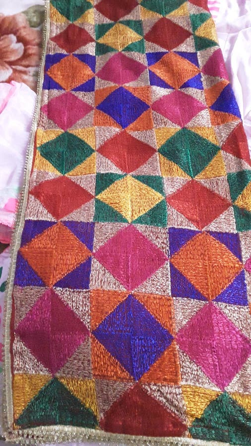 D'source Design Gallery on Phulkari - Art of stitching | D'source Digital  Online Learning Environment for Design: Courses, Resources, Case Studies,  Galleries, Videos