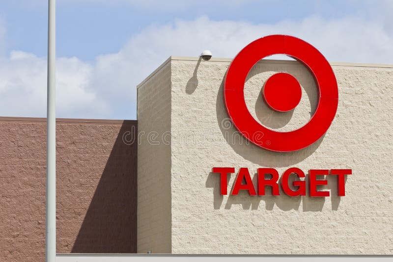 Indianapolis - Circa April 2016: Target Retail Store I royalty free stock photos Indianapolis - Circa April 2016: Target Retail Store I royalty free stock photos