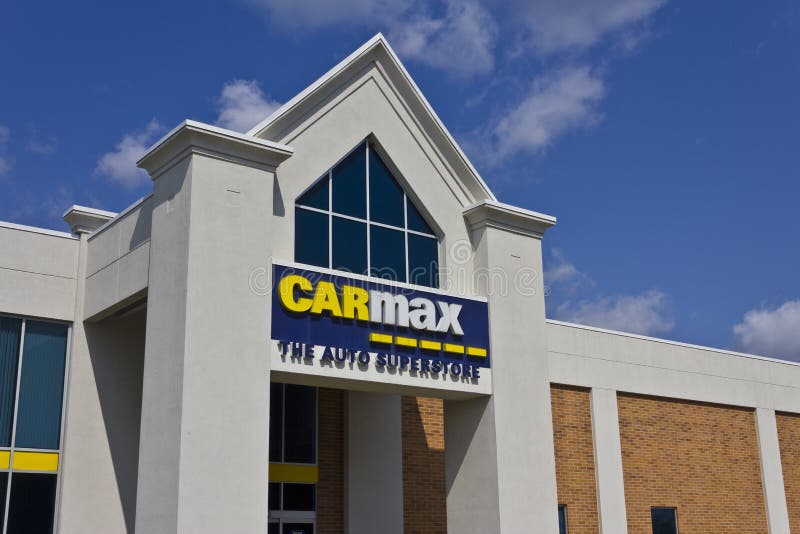 Indianapolis - circa maggio 2016: Gestione commerciale automatica I di CarMax immagine stock Indianapolis - circa maggio 2016: Gestione commerciale automatica I di CarMax immagine stock