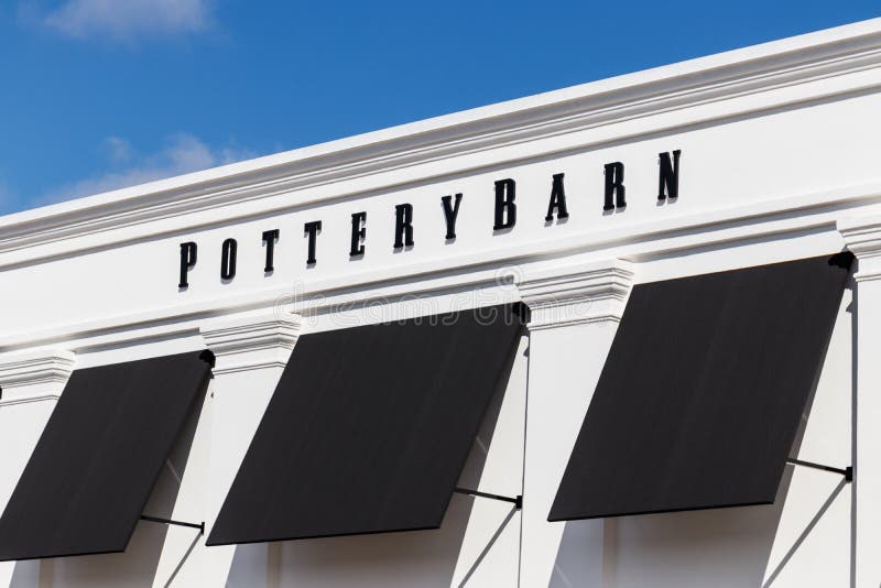 Pottery barn store hi-res stock photography and images - Alamy