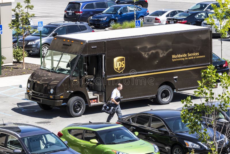 Indianapolis - vers en juin 2017 : Camion de livraison d'United Parcel Service UPS est société de livraison de paquet du ` s du m