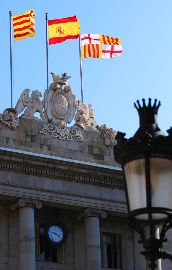 Indicadores españoles y catalanes imagenes de archivo Indicadores españoles y catalanes imagenes de archivo