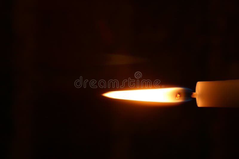 Indicatore luminoso nello scuro immagine stock Indicatore luminoso nello scuro immagine stock