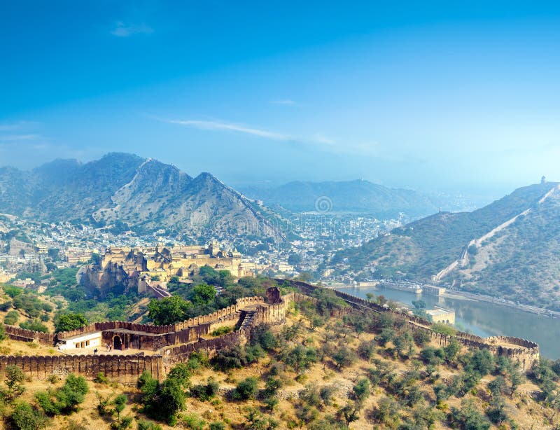 Indien Jaipur bärnstensfärgat fort i Rajasthan royaltyfri foto Indien Jaipur bärnstensfärgat fort i Rajasthan royaltyfri foto