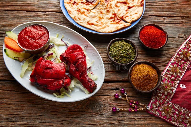 Huhn Tandoori Und Huhn Tikka Stockfoto - Bild von teller, gewürz: 92742482