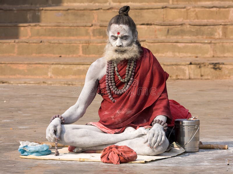 Indisches sadhu (heiliger Mann). Varanasi, Uttar Pradesh, Indien. lizenzfreies stockbild Indisches sadhu (heiliger Mann). Varanasi, Uttar Pradesh, Indien. lizenzfreies stockbild