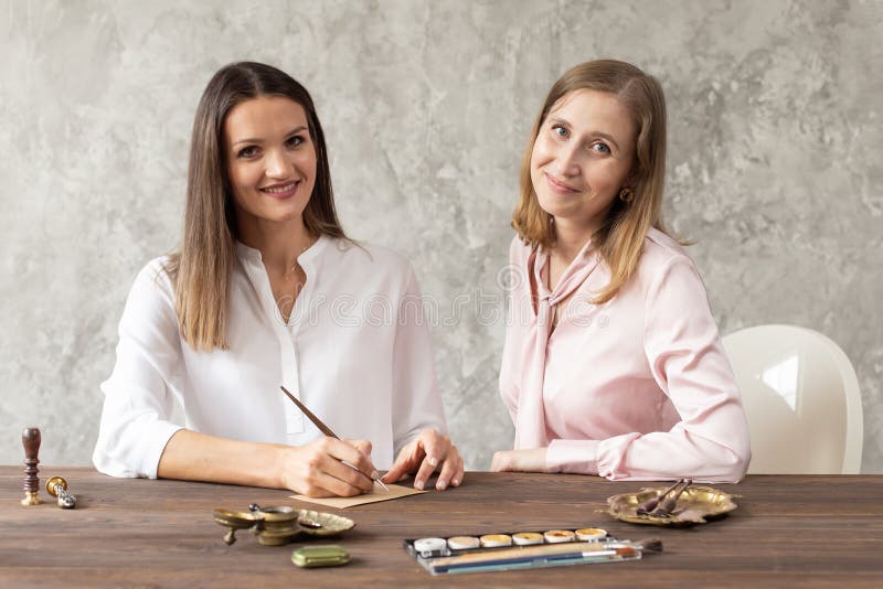 Individual drawing training. Beautiful bright studio with sunlight. Selective focus. royalty free stock image Individual drawing training. Beautiful bright studio with sunlight. Selective focus. royalty free stock image