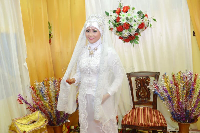 Indonesian bride stock images