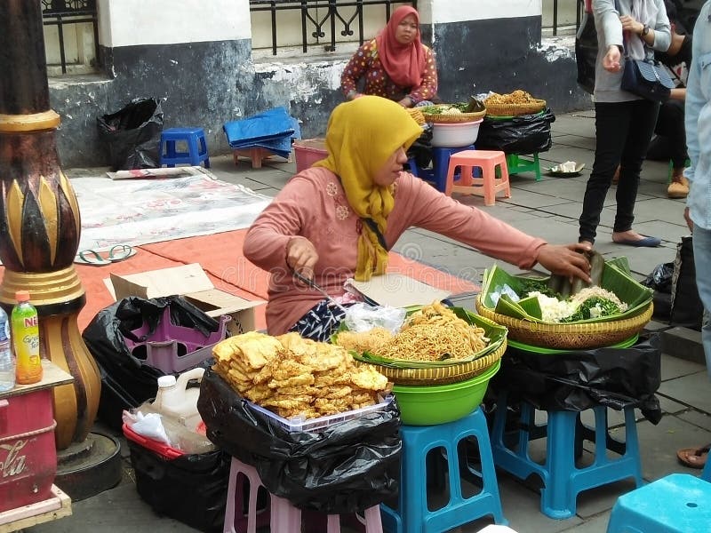 Indonesian Street Vendor Woman Selling Food Editorial Photo - Image of