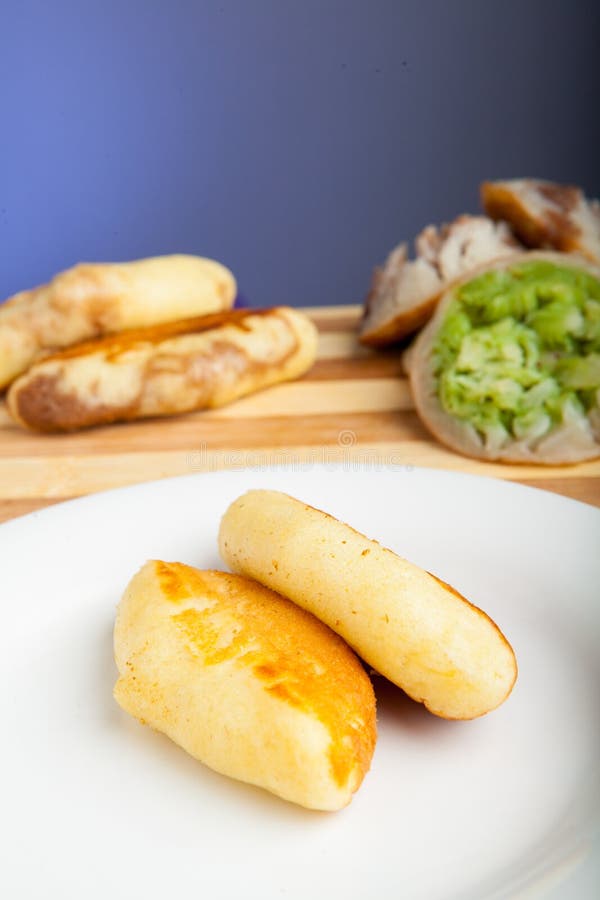 Indonesisch Voedsel Klepon Met Kokosnoot Op Banaanblad 