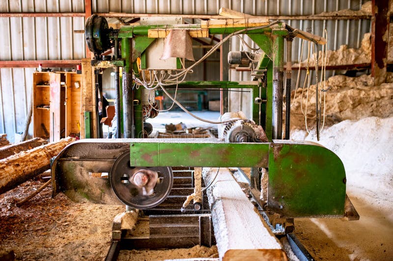 1 799 Big Wood Saw Stock Photos Free Royalty Free Stock Photos from Dreamstime