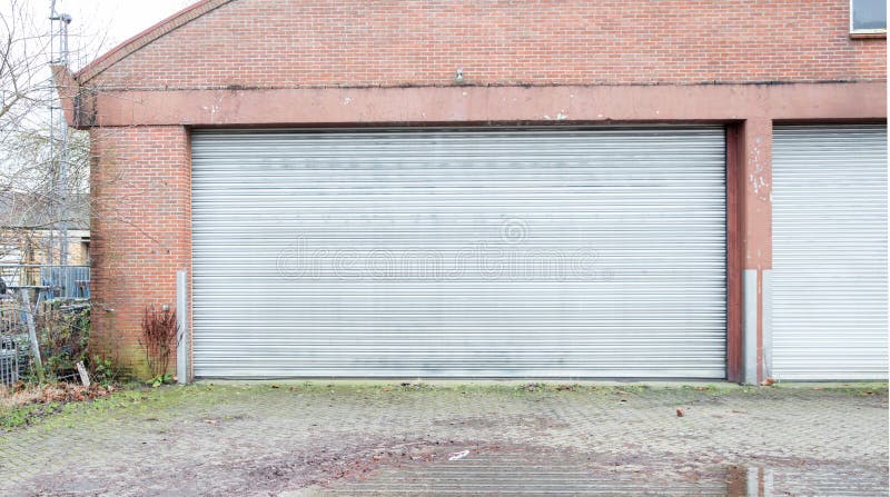 53 Best Rust garage door orientation for Home Decor