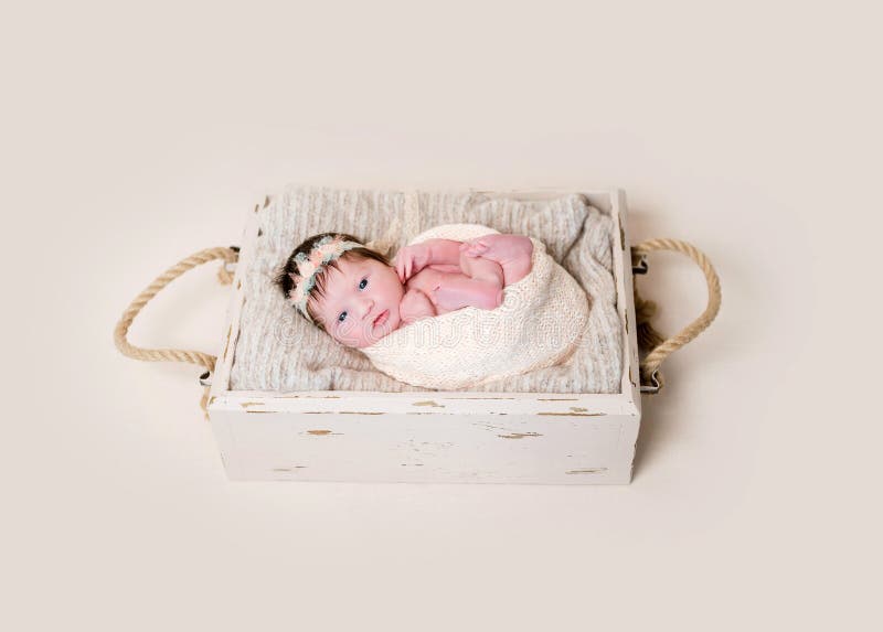 Infant with her eyes open widely royalty free stock photography Infant with her eyes open widely royalty free stock photography