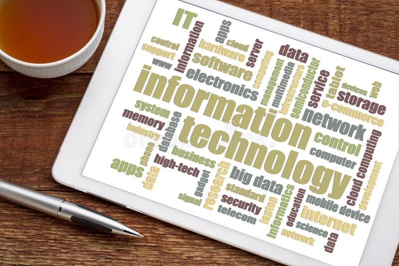 Informatietechnologie woordwolk op tablet royalty-vrije stock fotografie Informatietechnologie woordwolk op tablet royalty-vrije stock fotografie