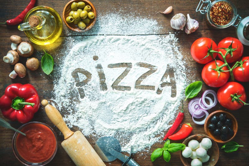 Ingredienti e spezie per produrre pizza casalinga