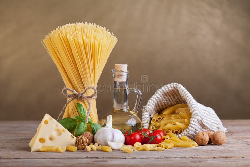 Ingredienti mediterranei di dieta e di cucina