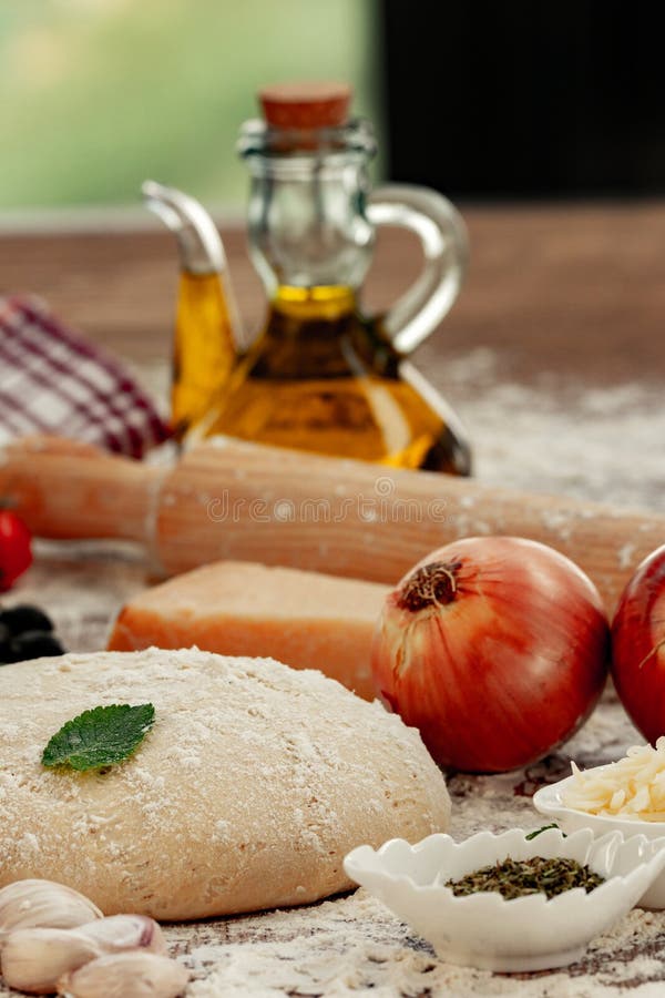 Healthy pizza stock image. Image of italian, circle, mushrooms 11558671