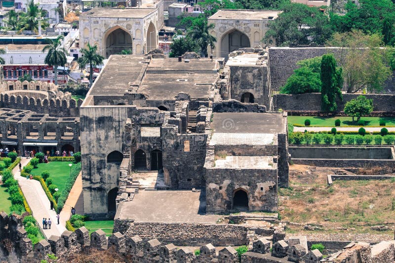 Ingång av det Golconda fortet i Hyderabad Indien fotografering för bildbyråer Ingång av det Golconda fortet i Hyderabad Indien fotografering för bildbyråer