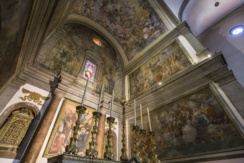 Innenraum der Kirche von San Paolino, Lucca, Italien stockfotos Innenraum der Kirche von San Paolino, Lucca, Italien stockfotos