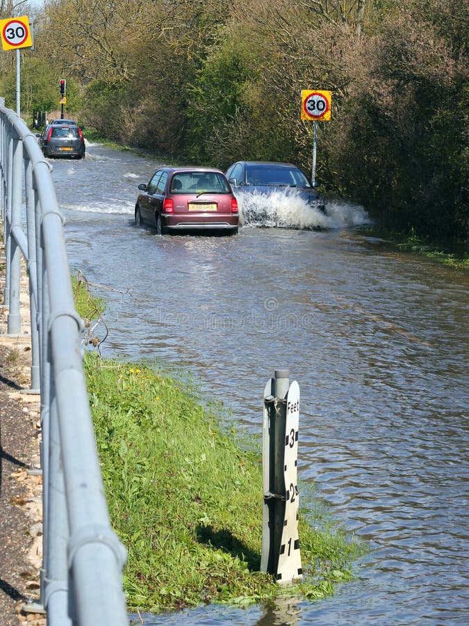 inondations Réchauffement global Rupture du trafic inondations Réchauffement global Rupture du trafic