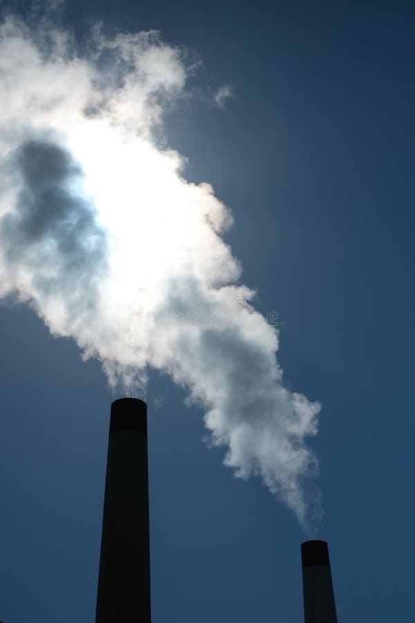 Inquinamento atmosferico industriale immagini stock Inquinamento atmosferico industriale immagini stock