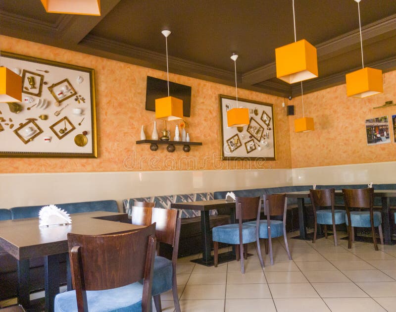 Inre kaféet. modern royaltyfri bild