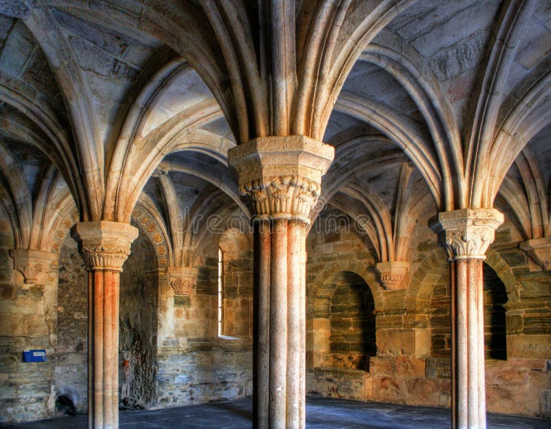 Inre kloster av Carracedo på Bierzo royaltyfri fotografi Inre kloster av Carracedo på Bierzo royaltyfri fotografi
