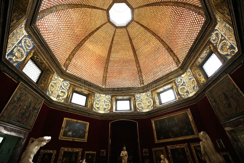 Inre och detaljer av Uffizien, Florence, Italien arkivfoto Inre och detaljer av Uffizien, Florence, Italien arkivfoto