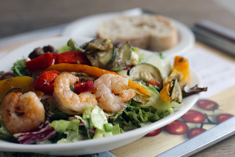 Insalata Deliziosa Del Manzo Della Scogliera “n “di Vapiano Immagine ...