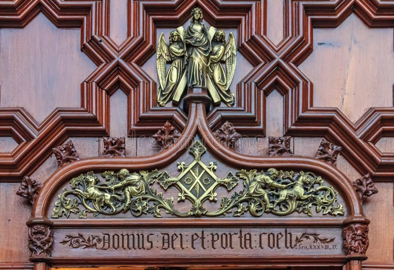 Inscription Domus Dei et Porta Coeli meaning House of God, and D