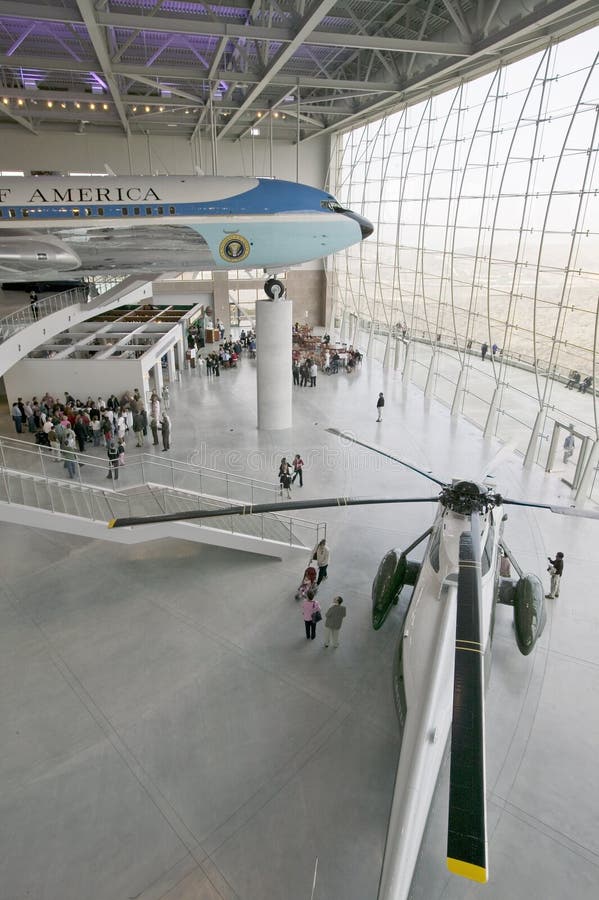 Inside The Air Force One Pavilion Editorial Image - Image ...