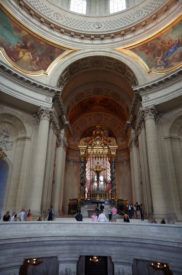 Inside Napoleon S Domed Tomb in Paris Editorial Image - Image of ...