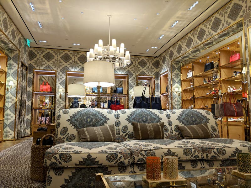 Inside Tory Burch Store in Ala Moana Mall Editorial Photo - Image of  modern, boutique: 177404291