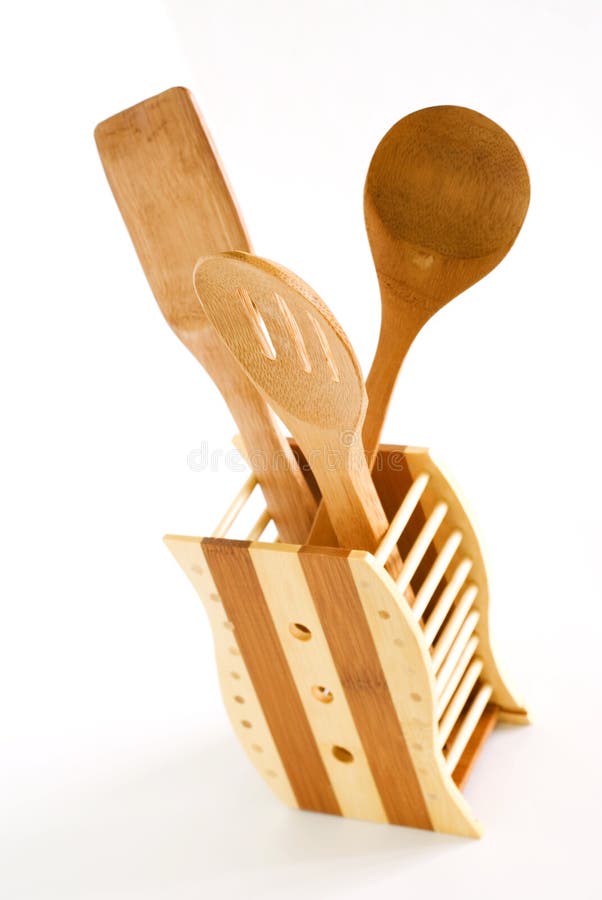 Insieme degli utensili della cucina fatti di bambù fotografia stock libera da diritti Insieme degli utensili della cucina fatti di bambù fotografia stock libera da diritti