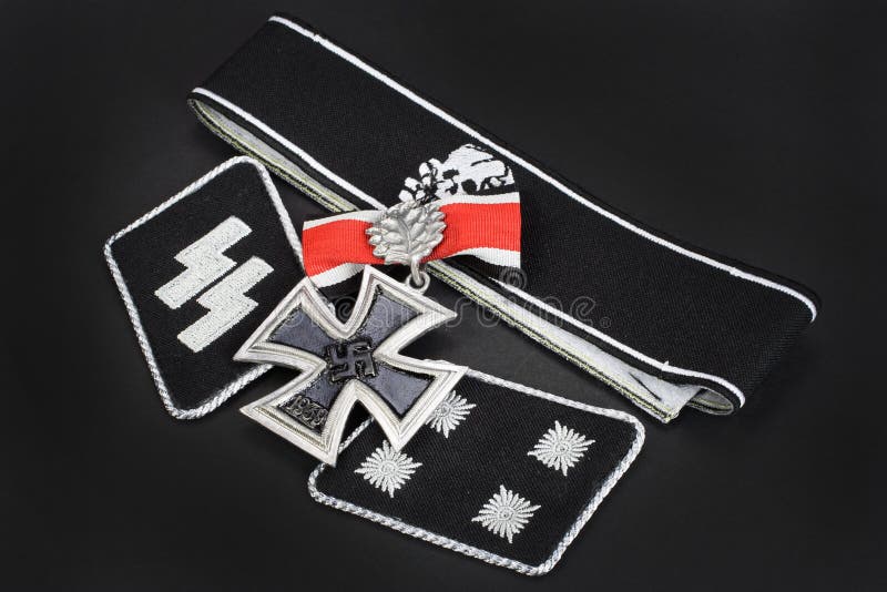 Insignes WW2 WAFFEN-solides solubles militaires allemands avec la récompense de croix de fer
