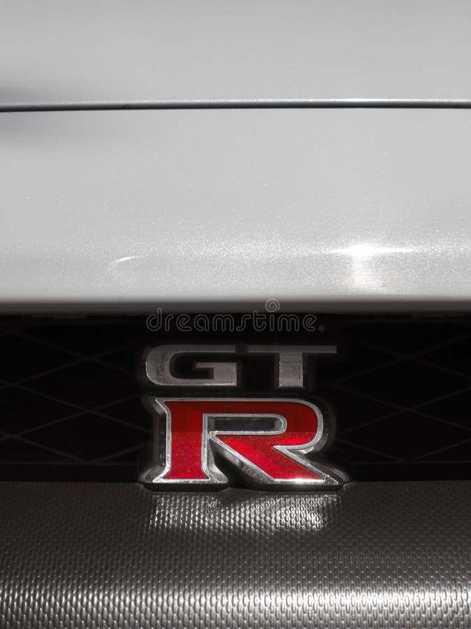 feather radium collar Insignia GT-R de Nissan foto de archivo editorial. Imagen de nissan -  20994248