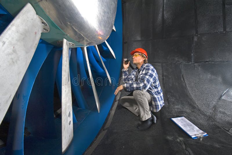 Inspecting a windtunnel