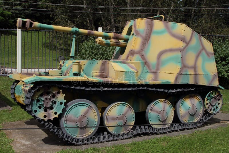 Installation autopropulsée d'artillerie photographie stock