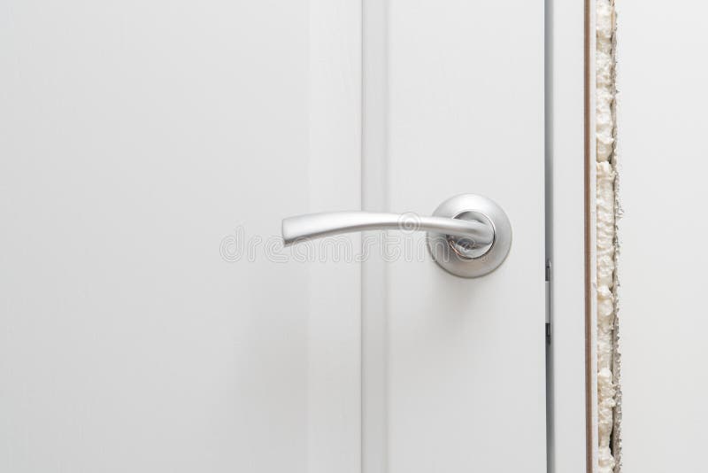 Installation of an Interior Door with Fixation on Polyurethane Foam