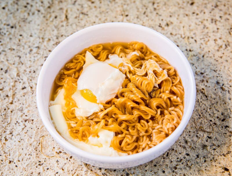 Instant noodle in bowl stock image. Image of chopsticks 74393645